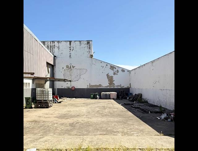 850M² WAREHOUSE TO LET IN SPRINGFIELD PARK